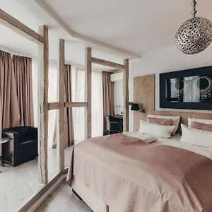 hotel-berial.topcolognehotels.com/